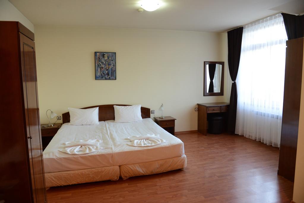 Holiday Group Hotel Bansko Exterior photo